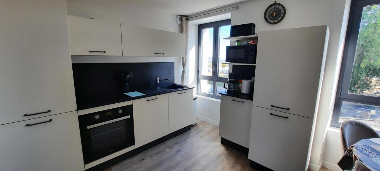 Les Appartements De La B Saint-Benoit-des-Ondes Exterior photo