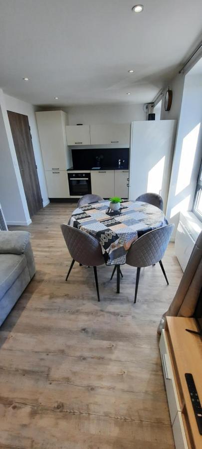 Les Appartements De La B Saint-Benoit-des-Ondes Exterior photo